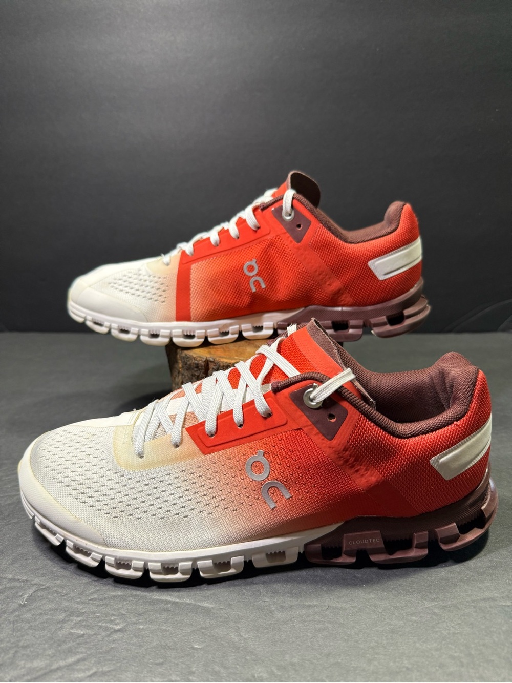 On Running CloudFlow 3.0 Women’s Rust White Running Walking Sneakers Size-7.5